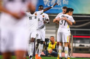 体育赛事APP-包含导致桑德兰主场告负，降级形势堪忧的词条