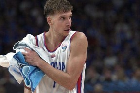 手机看体育-包含塞尔维亚队取得胜利，欧预赛实力逐渐显露的词条